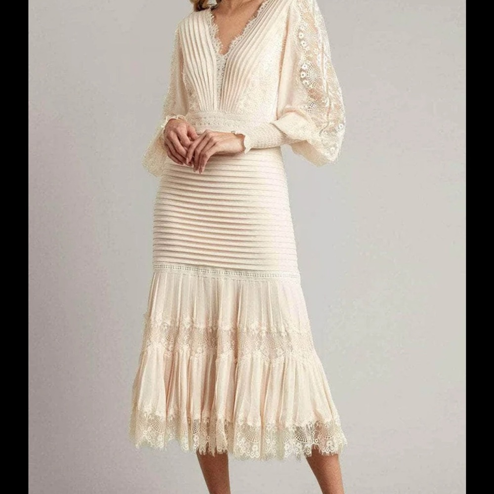 Tadashi Shoji Lace Pintuck Long Sleeve Cocktail Dress